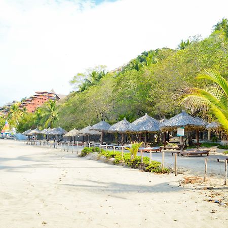 Hotel Catalina Beach Resort Zihuatanejo Exterior foto
