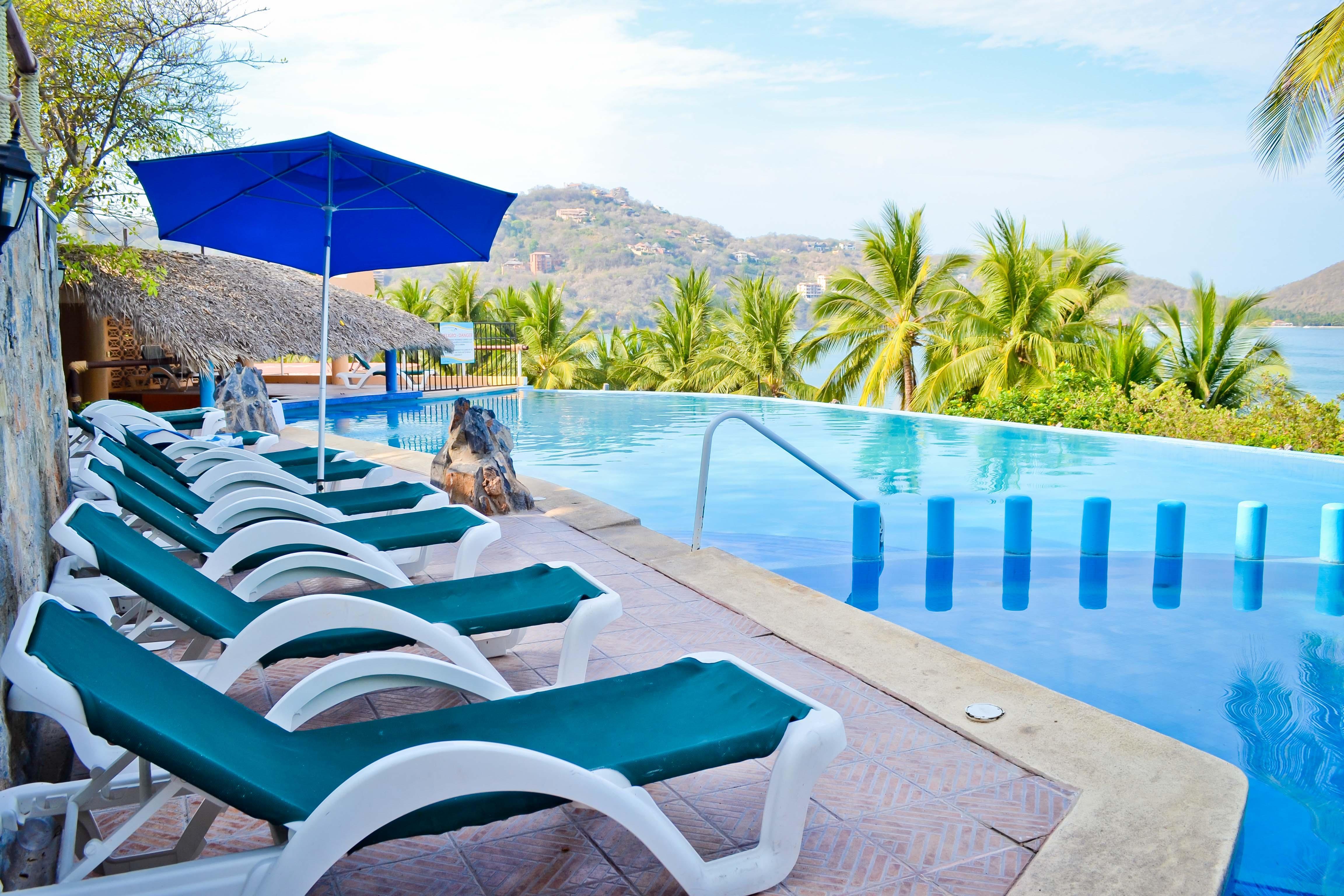 Hotel Catalina Beach Resort Zihuatanejo Exterior foto
