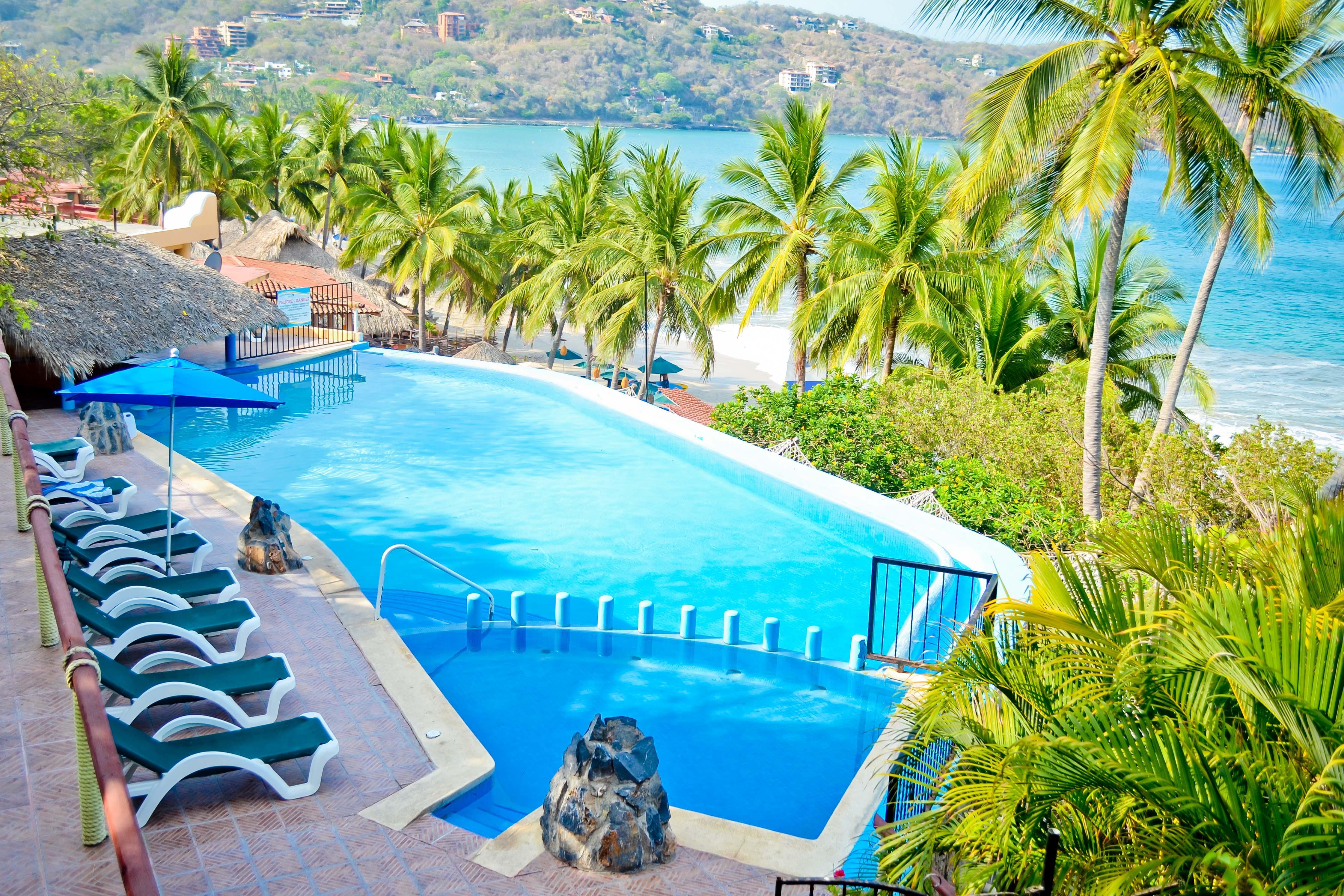 Hotel Catalina Beach Resort Zihuatanejo Exterior foto