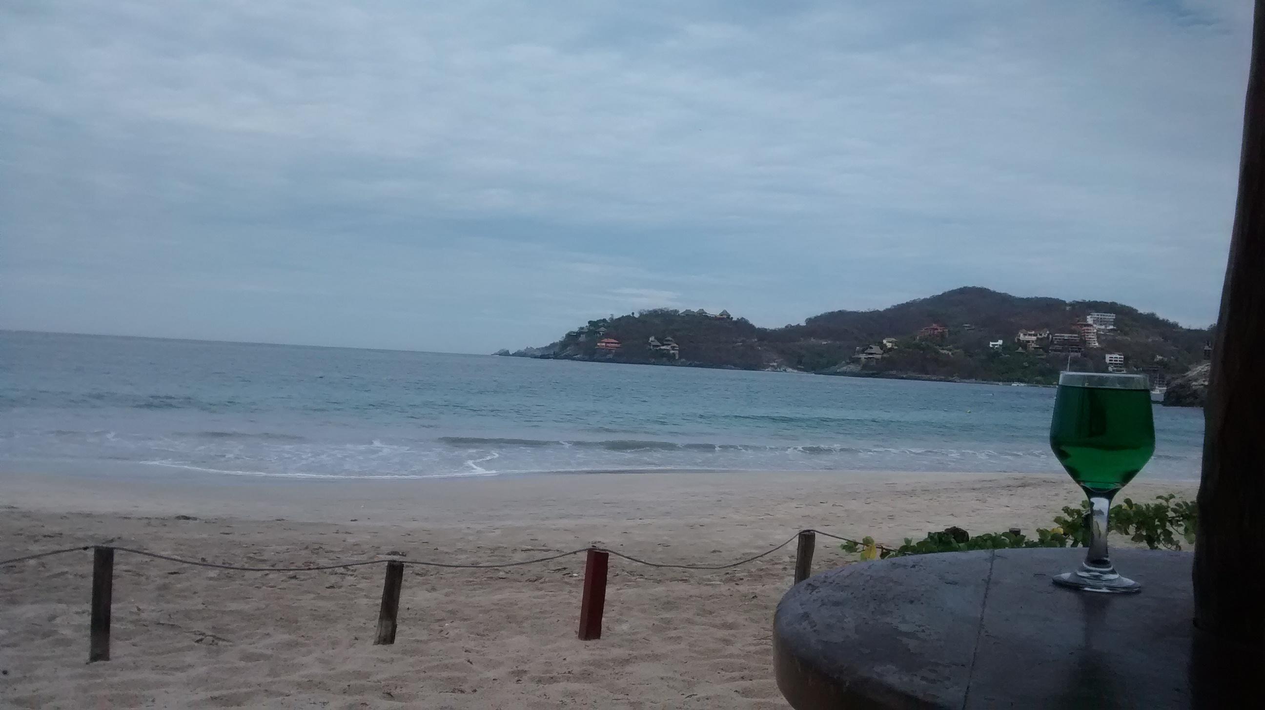 Hotel Catalina Beach Resort Zihuatanejo Exterior foto
