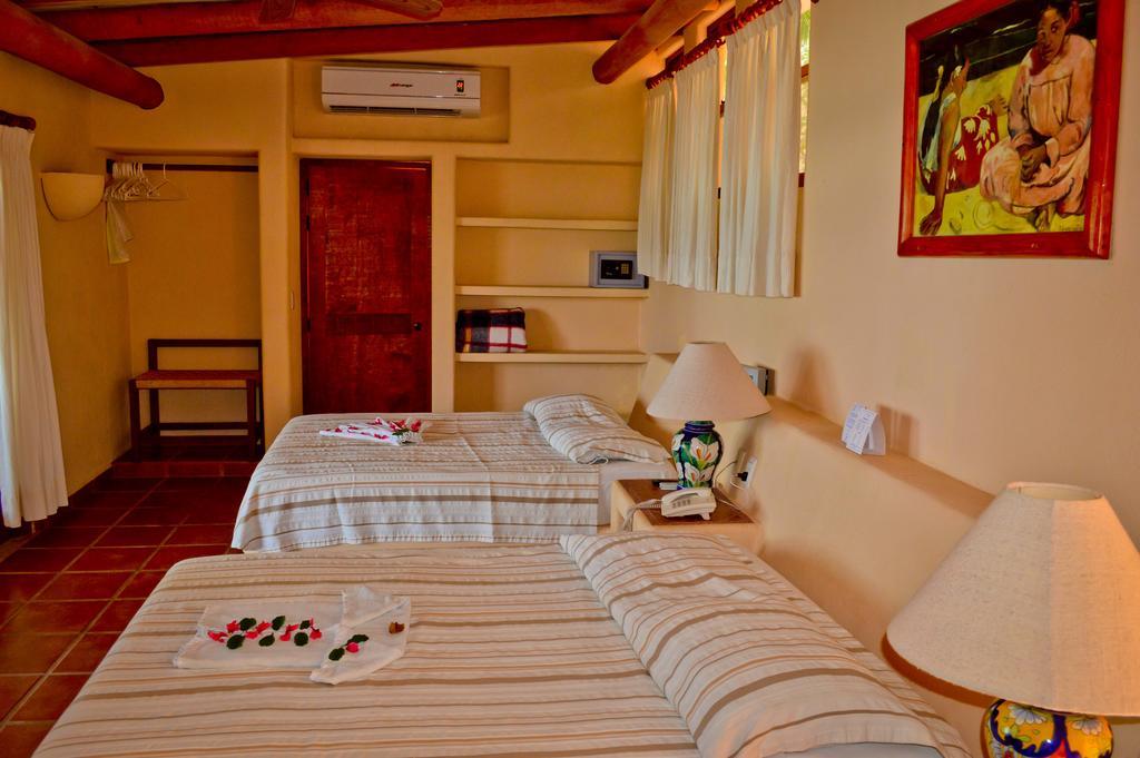 Hotel Catalina Beach Resort Zihuatanejo Exterior foto